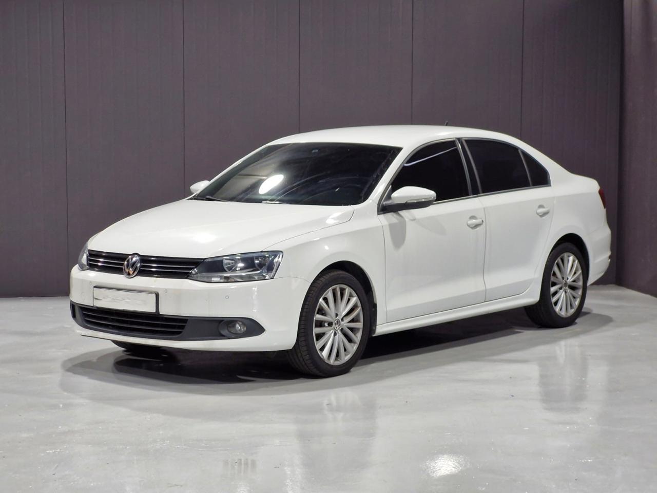 VOLKSWAGEN JETTA (2015) 1.6 DIESEL