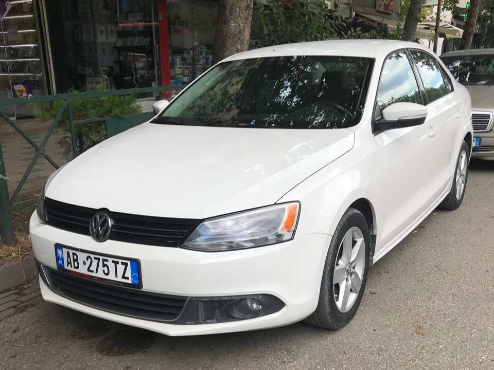 VOLKSWAGEN JETTA 2.0 DIESEL 2013